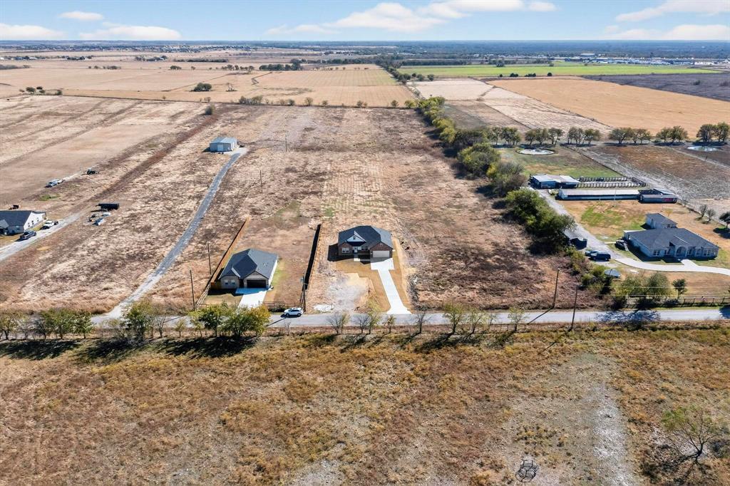 740 Section House Road Ennis, TX 75119 - Photo 4 of 37 a view of ocean view with beach and ocean view