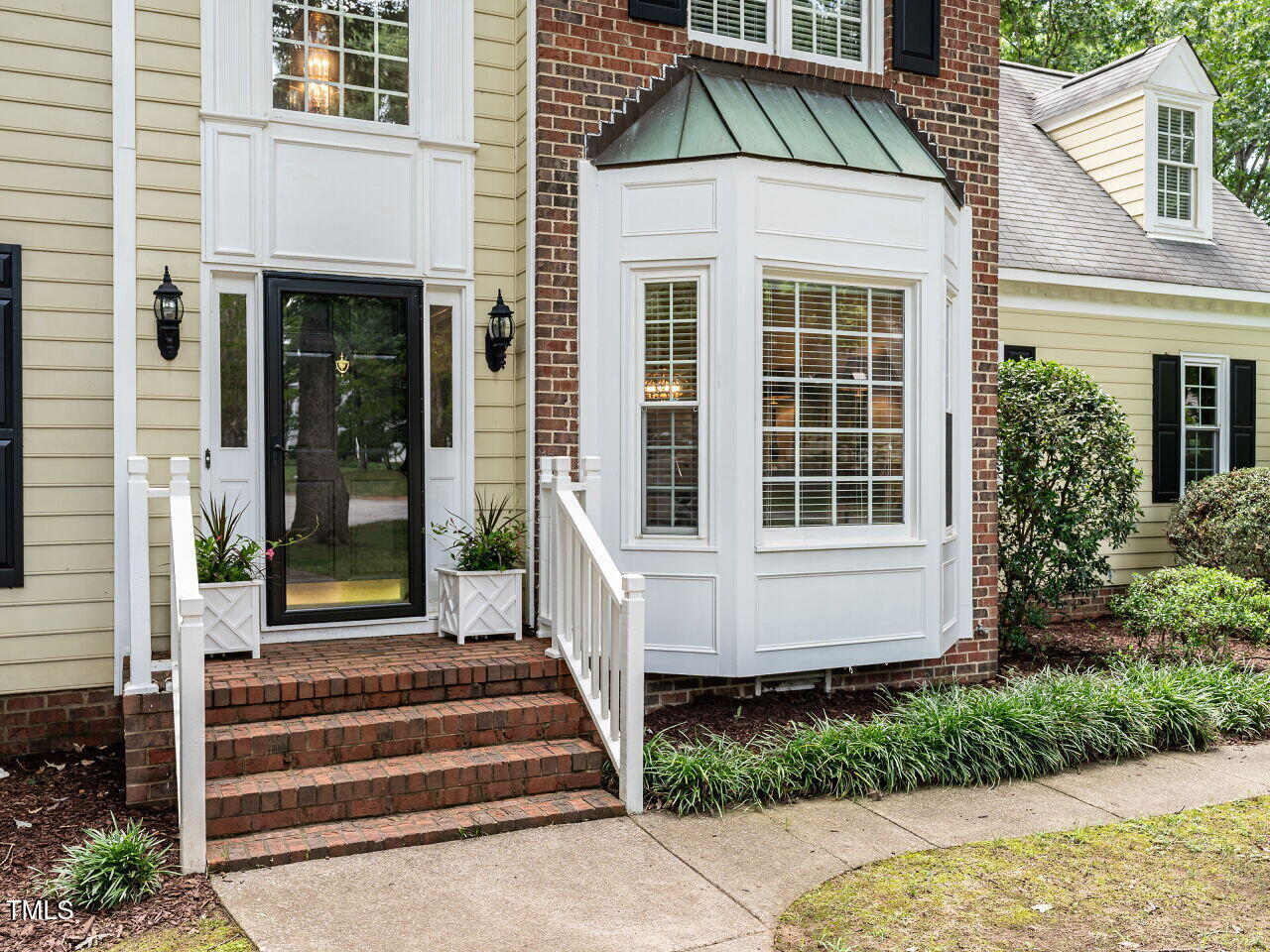 8104 Harbor Drive Raleigh, NC 27615 - Photo 4 of 37 004-1280x960-front-porch