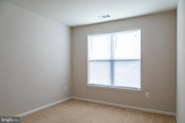 $450,000 | 9480 Virginia Center Boulevard, Unit 410, Vienna, VA 22181