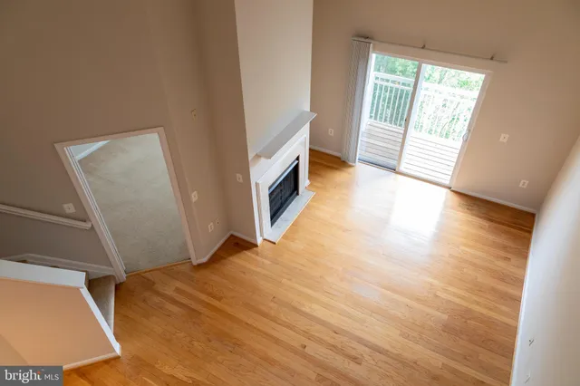 $450,000 | 9480 Virginia Center Boulevard, Unit 410, Vienna, VA 22181