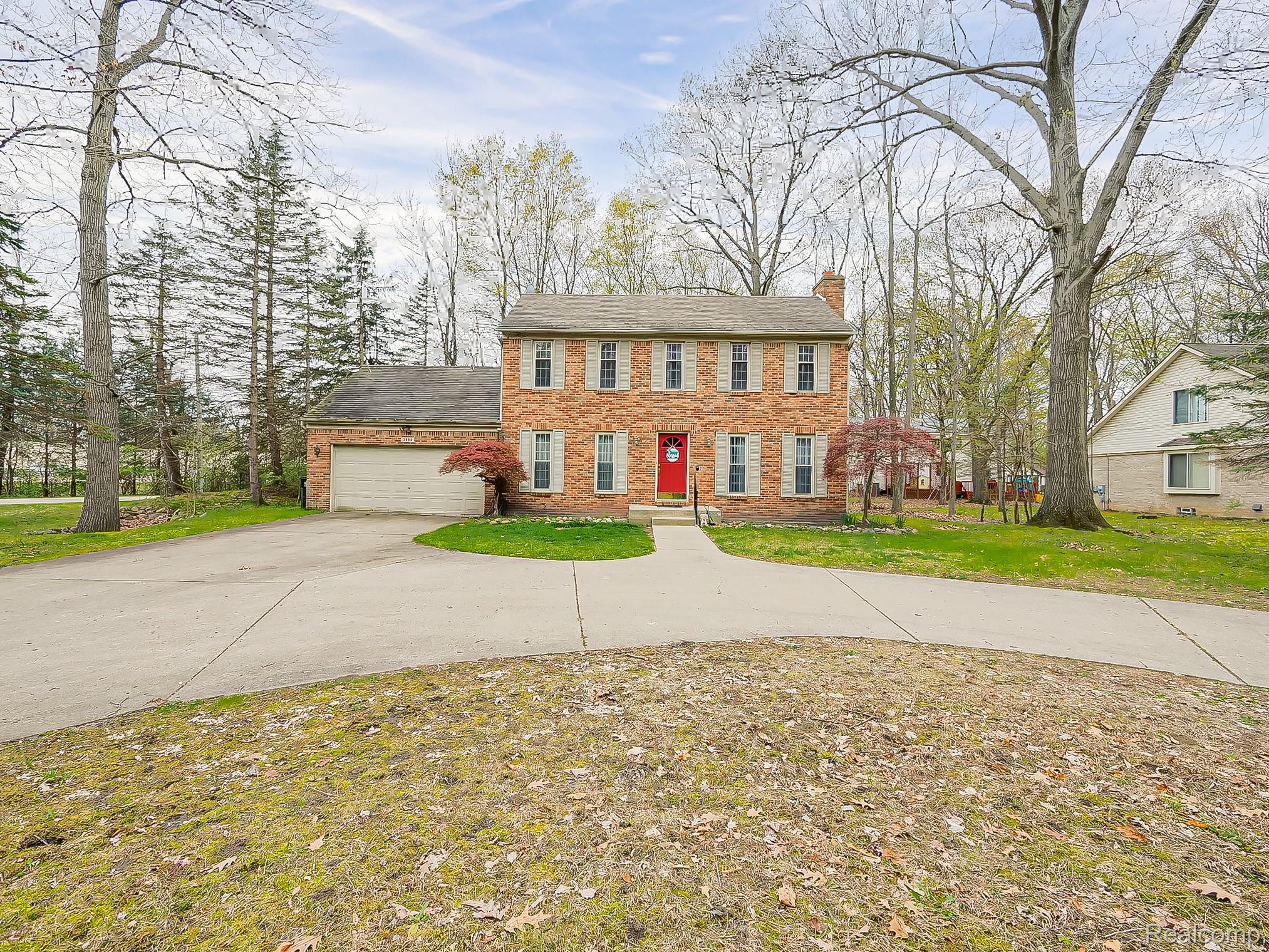 3688 Old Creek Road Rochester, MI 48307 - Photo 2 of 63 Old Creek-61.JPG