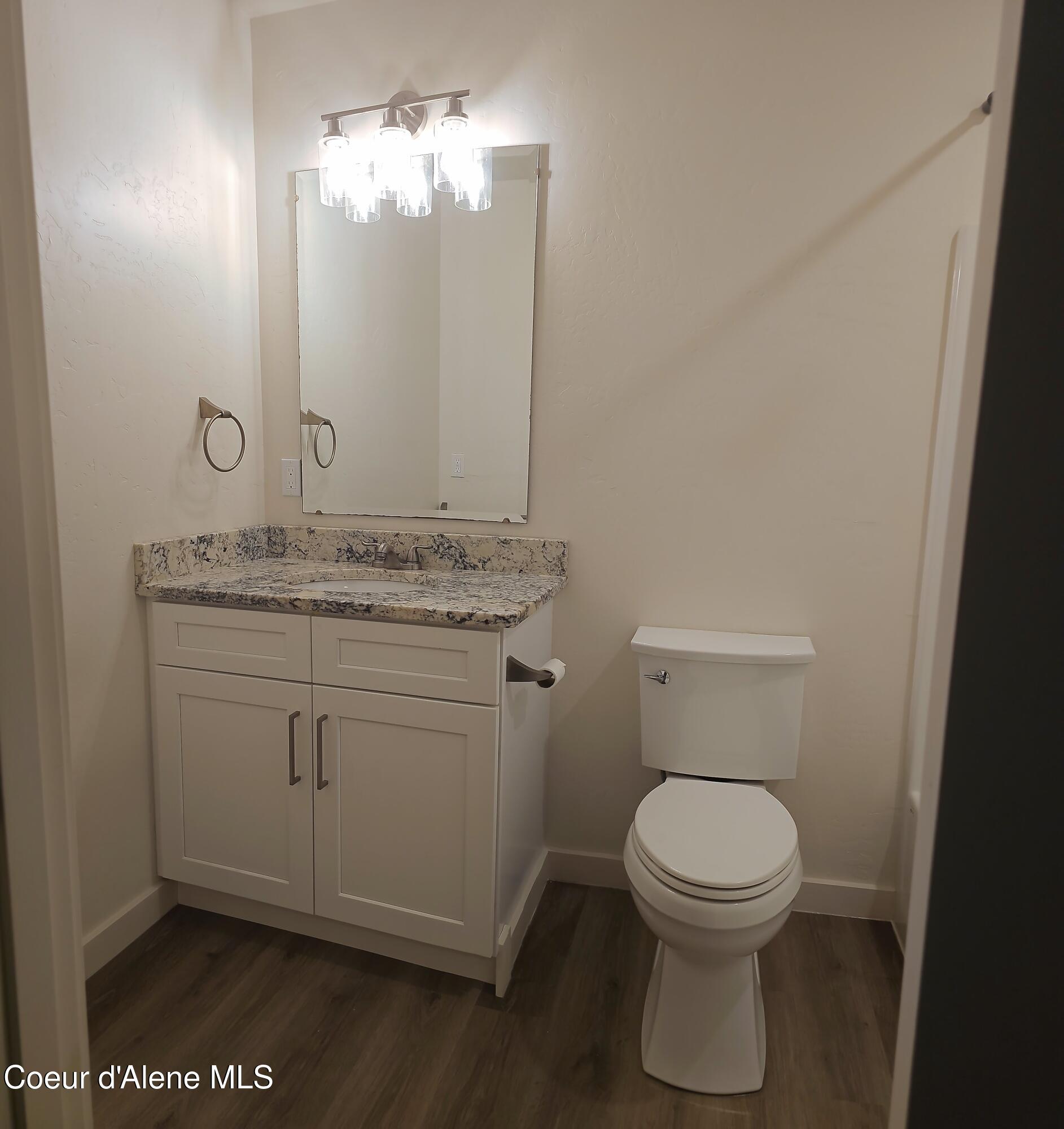 389 Hardy Loop Bonners Ferry, ID 83805 - Photo 14 of 28 20260626_081049