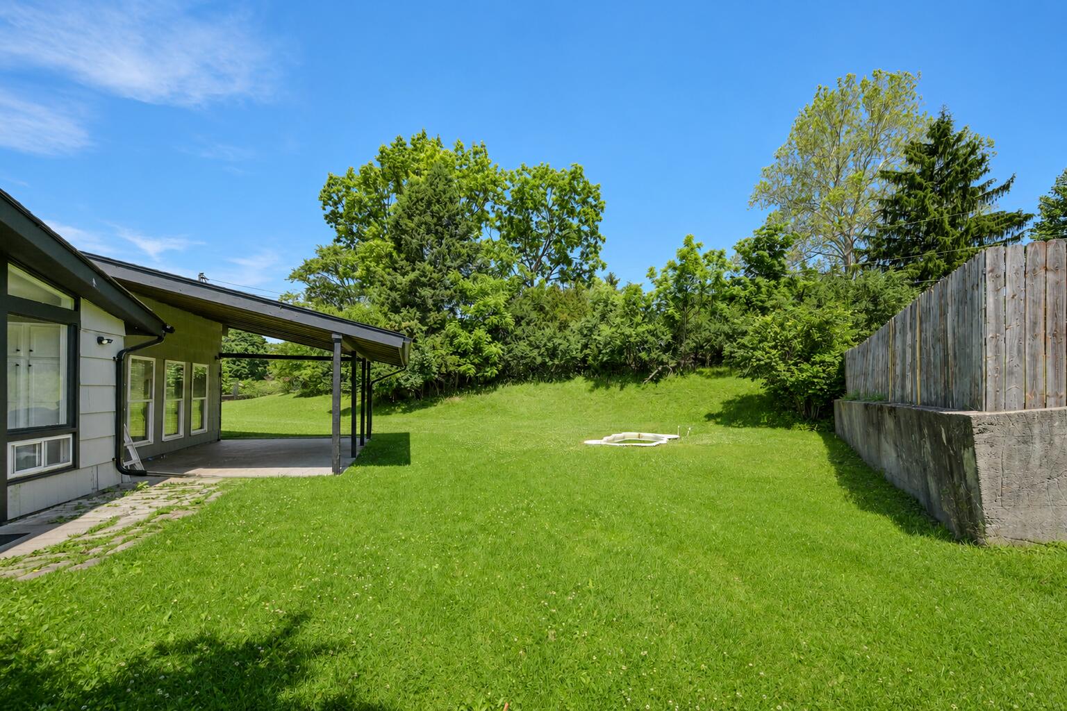 2020 Winding Trail Springfield, OH 45503 - Photo 26 of 32