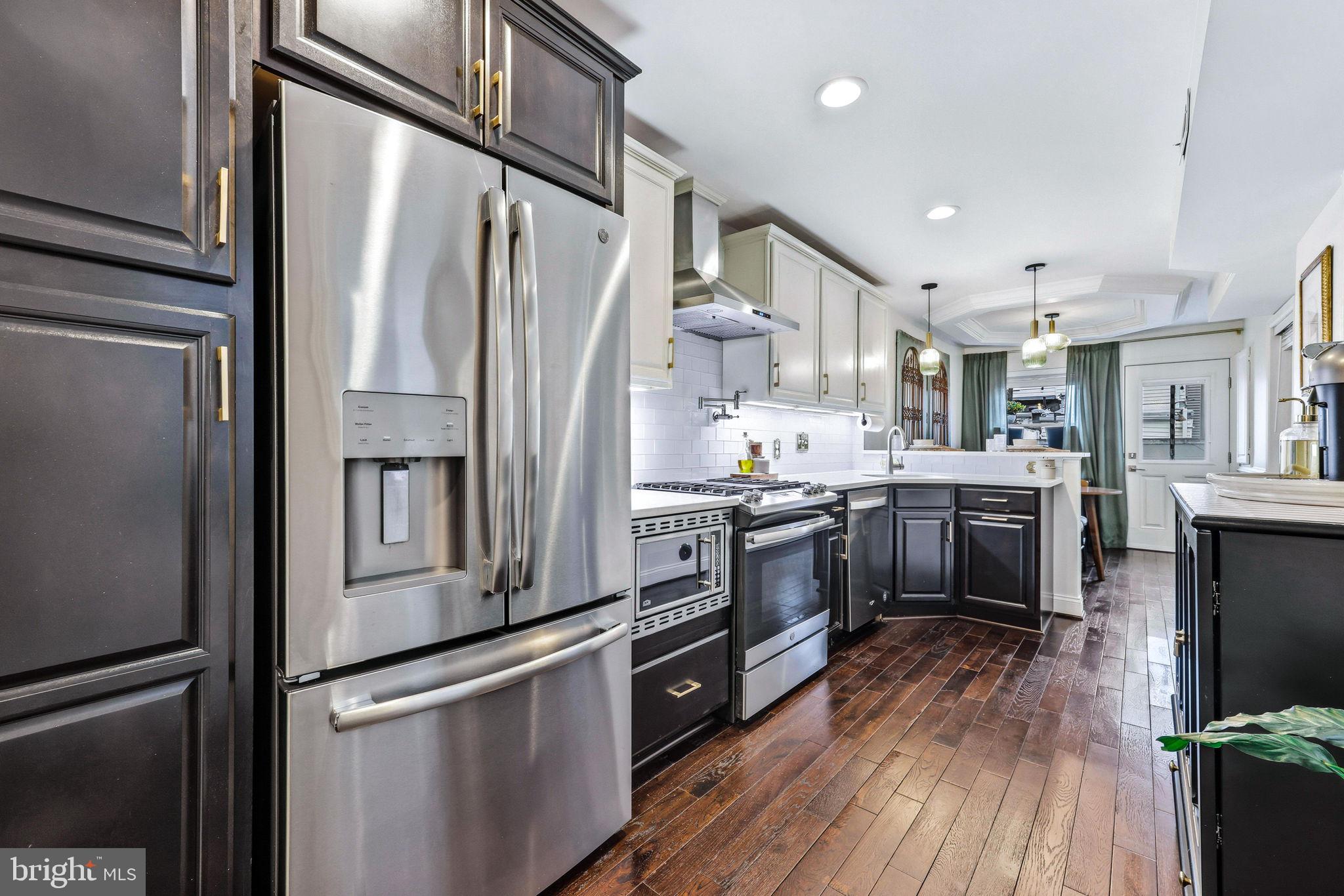 719 South Port Street Baltimore, MD 21224 - Photo 11 of 40