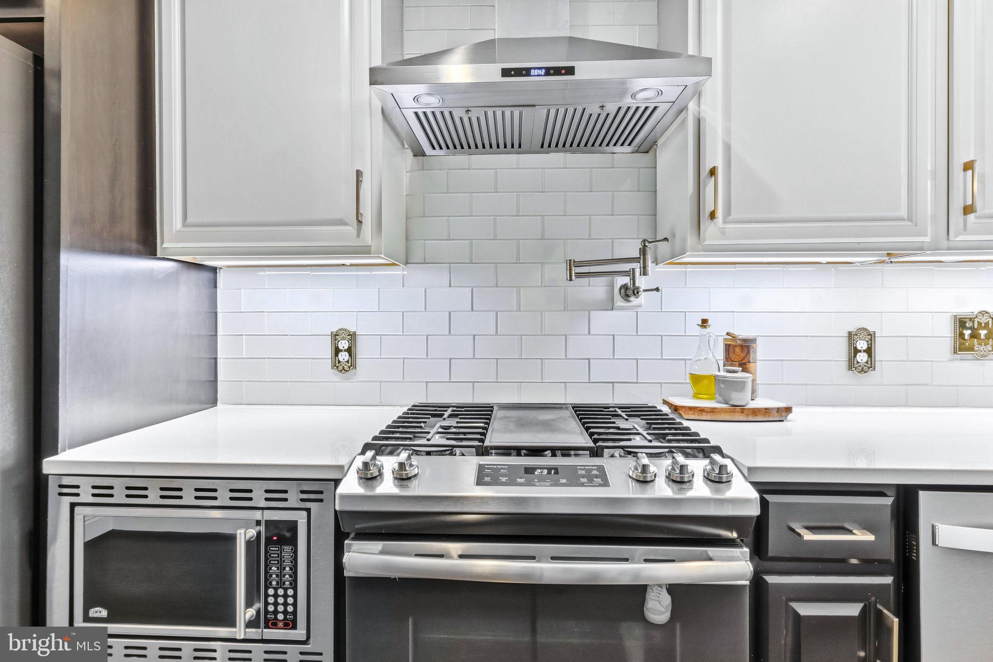 719 South Port Street Baltimore, MD 21224 - Photo 14 of 40