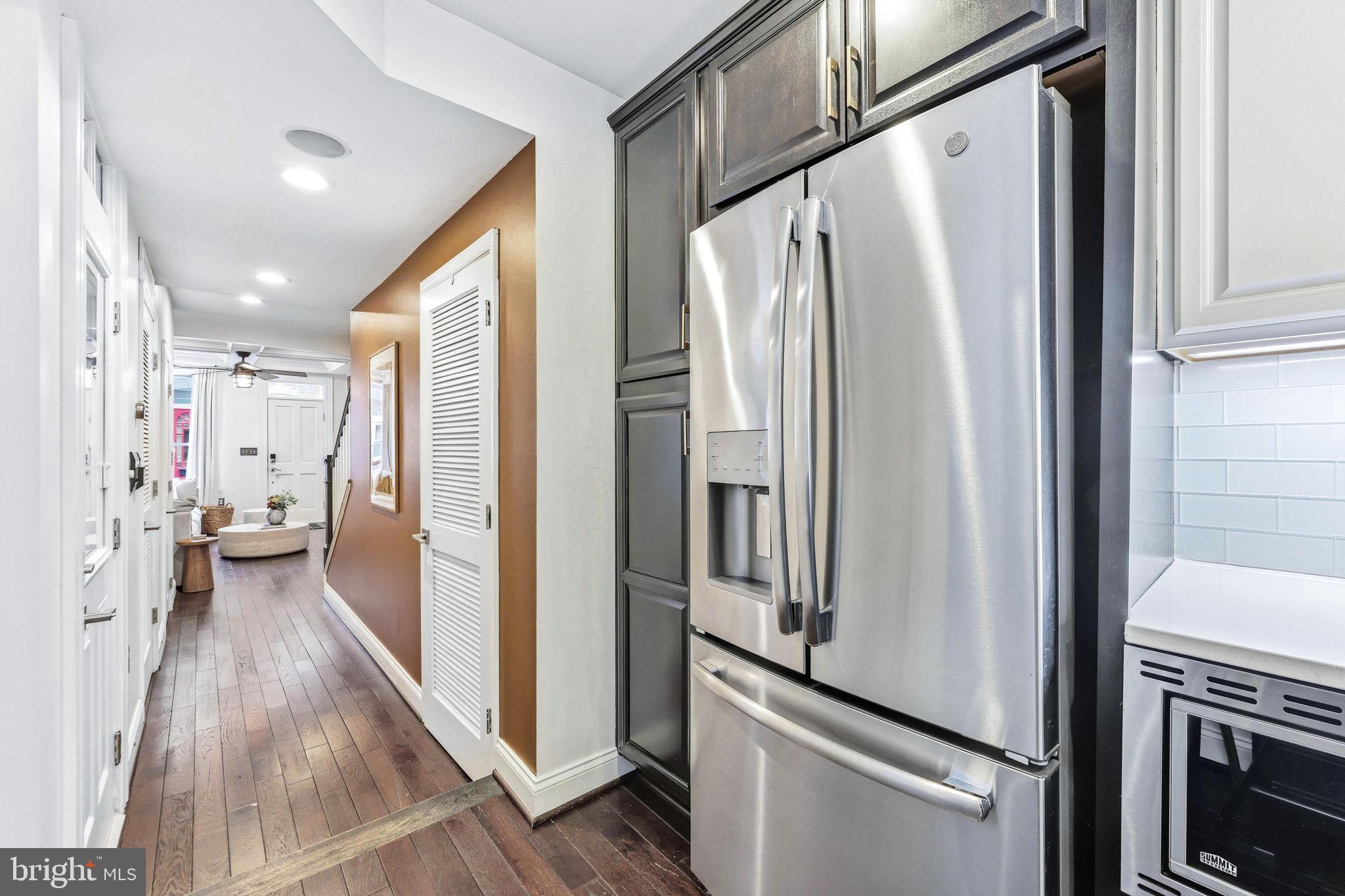 719 South Port Street Baltimore, MD 21224 - Photo 16 of 40