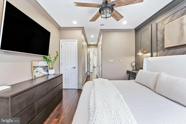 $350,000 | 719 South Port Street, Baltimore, MD 21224