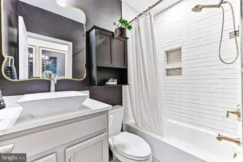 $345,000 | 719 South Port Street, Baltimore, MD 21224