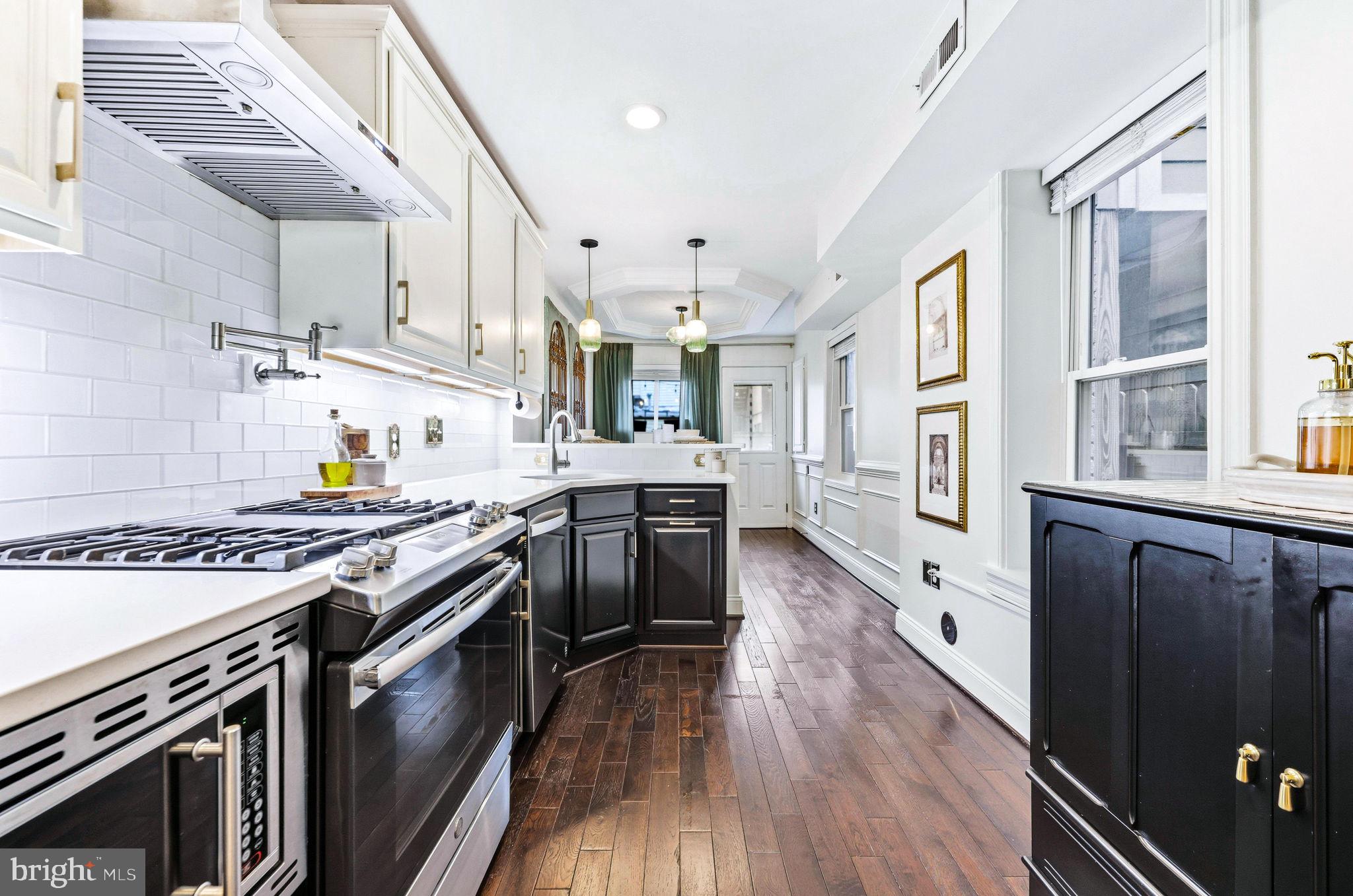 719 South Port Street Baltimore, MD 21224 - Photo 10 of 40