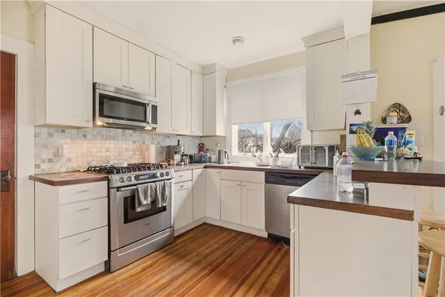 $749,000 | 51 Warner Street, Newport, RI 02840