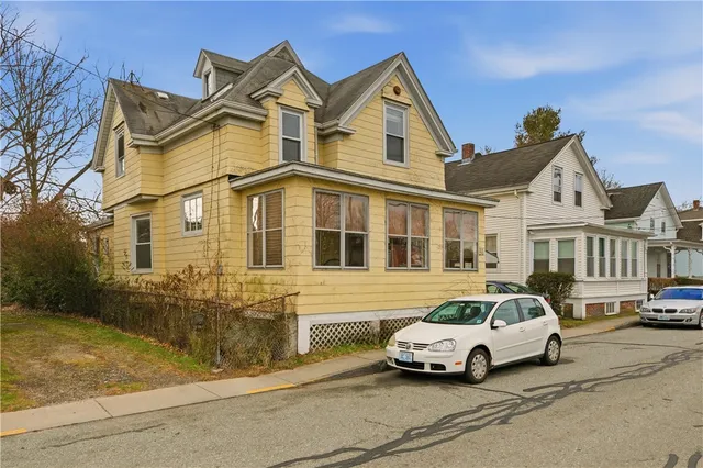 $749,000 | 51 Warner Street, Newport, RI 02840