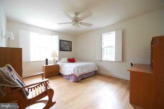 7805 Crossland Road Baltimore, MD 21208 - Photo 22 of 30 Bedroom