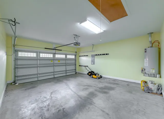 $2,500 | 1946 Sagebrook Drive, Tallahassee, FL 32303