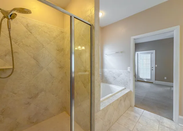 $2,400 | 1946 Sagebrook Drive, Tallahassee, FL 32303