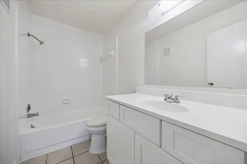 $135,000 | 6500 Sands Point Drive, Unit 407, Houston, TX 77074