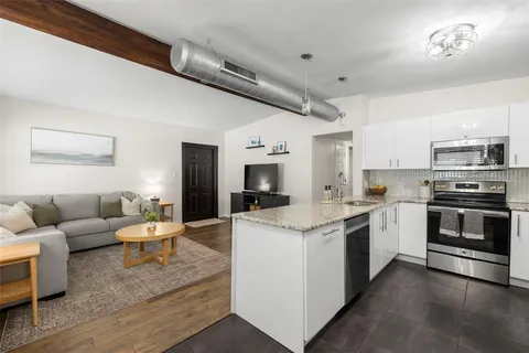 $399,500 | 2018 East Broad Street, Tampa, FL 33610