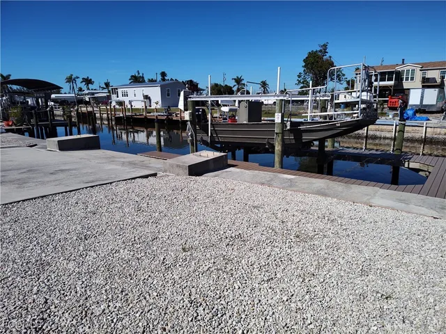 $199,000 | 5150 Sandpiper Drive, St. James City, FL 33956