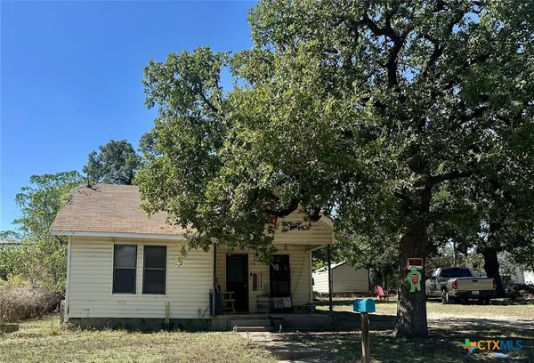 $60,000 | 402 Live Oak Street, Gatesville, TX 76528