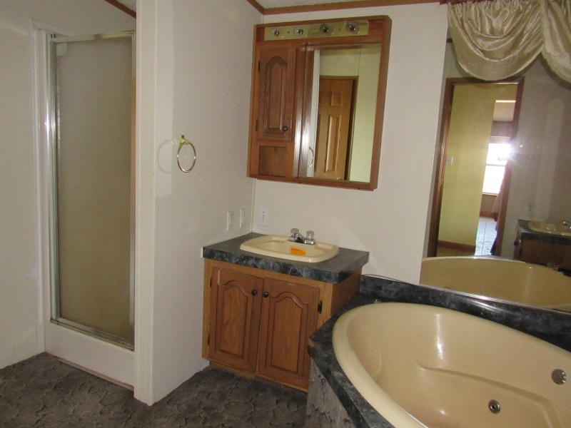 840 South 500 East Rochester, IN 46975 - Photo 12 of 24