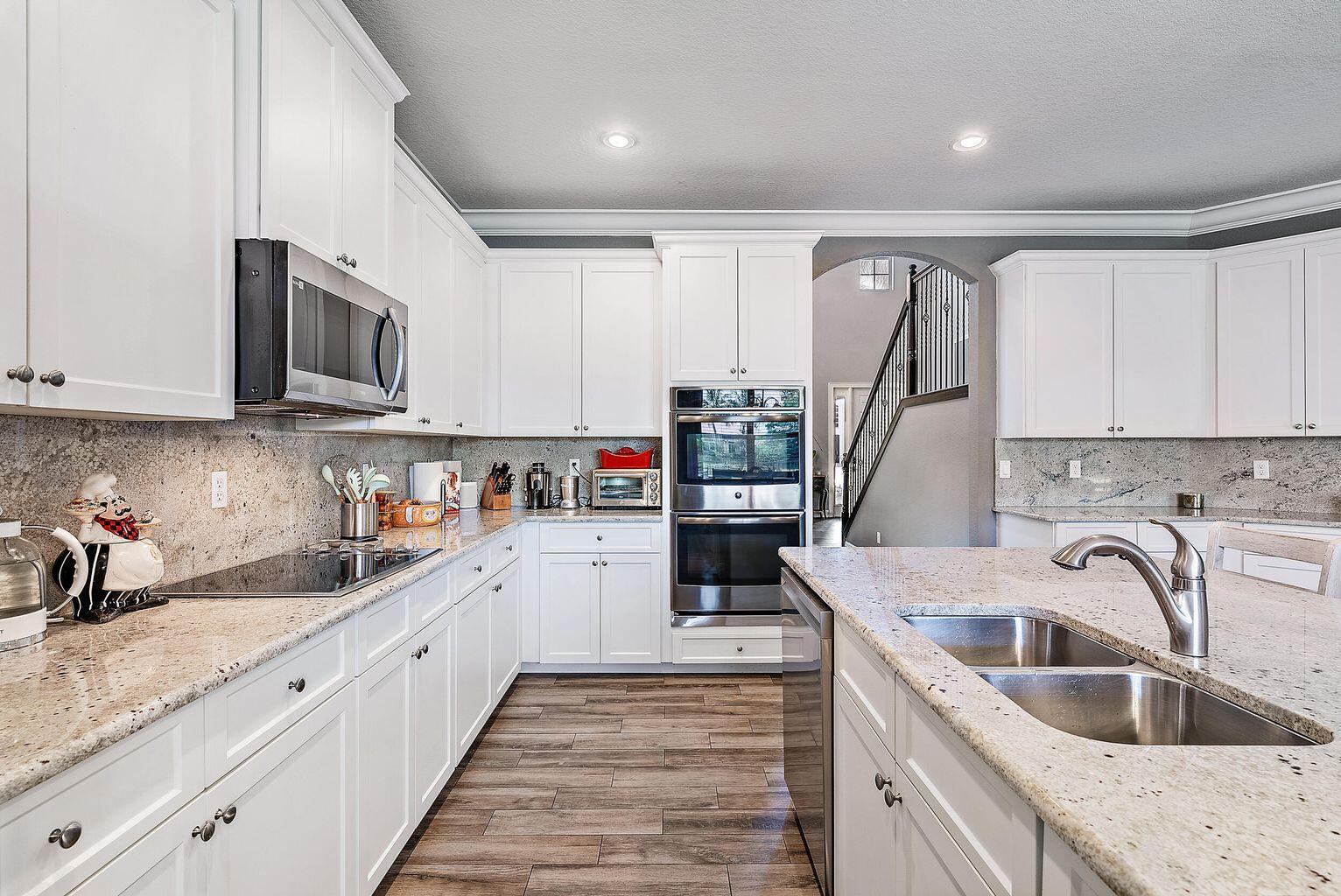 133 Casa Circle Jupiter, FL 33458 - Photo 12 of 39 20230512231837221454000000-o