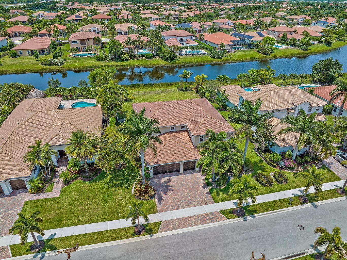 133 Casa Circle Jupiter, FL 33458 - Photo 35 of 39 20230512231724521626000000-o