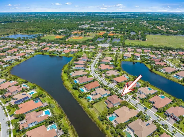 $7,000 | 133 Casa Circle, Jupiter, FL 33458