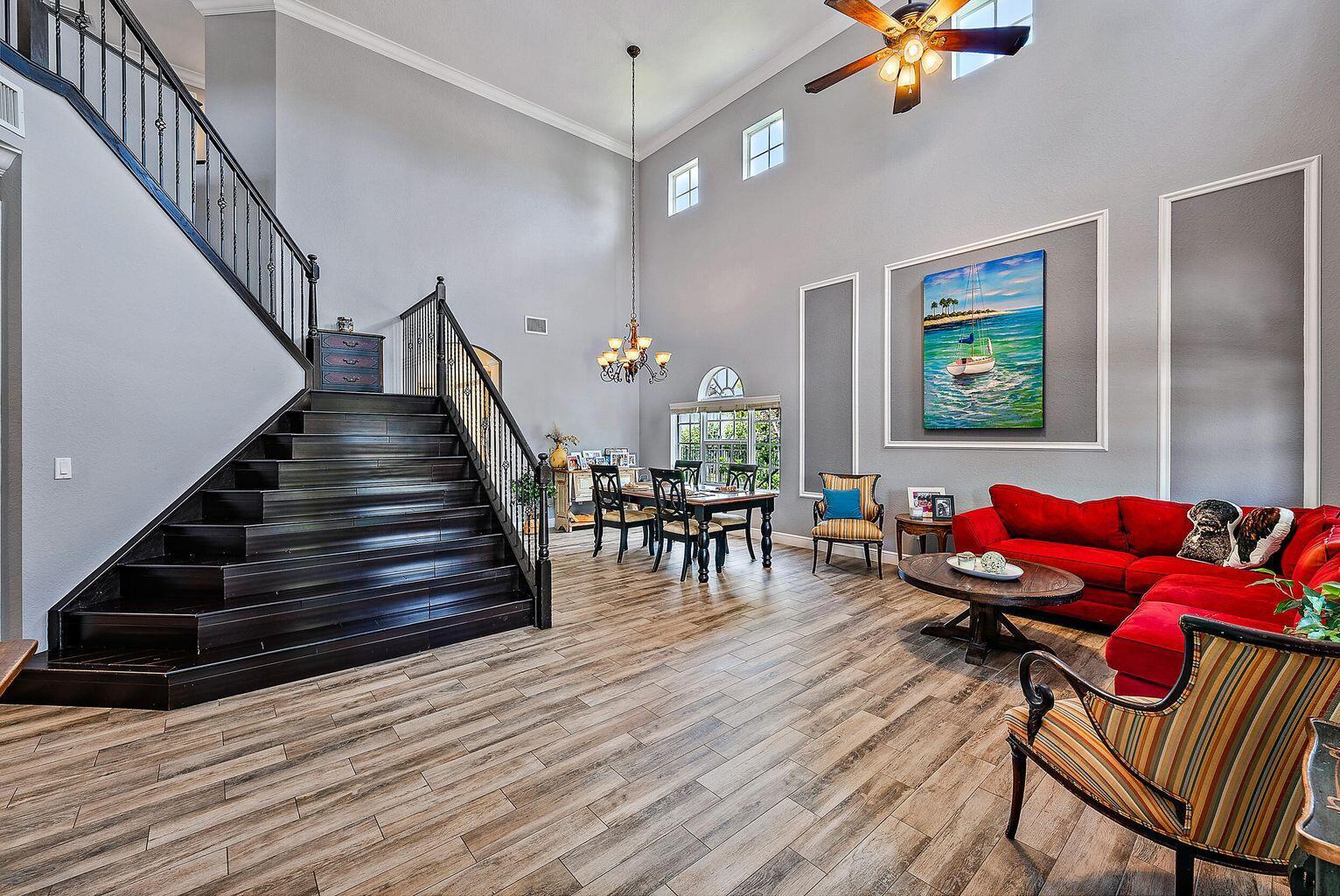 133 Casa Circle Jupiter, FL 33458 - Photo 4 of 39 20230512231900886184000000-o