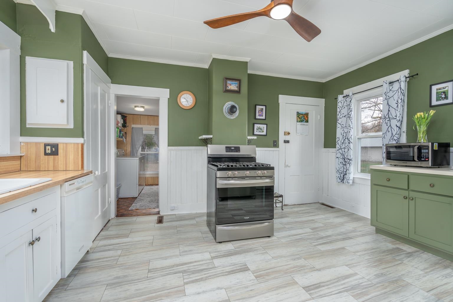 8 Adams Avenue Rochester, NH 03867 - Photo 13 of 35 Gallery Image 13