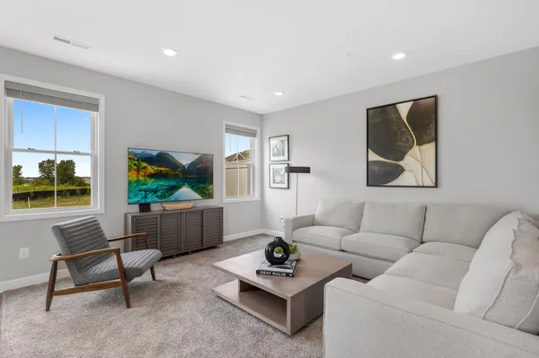 $2,995 | 9363 4th Street North, Lake Elmo, MN 55042