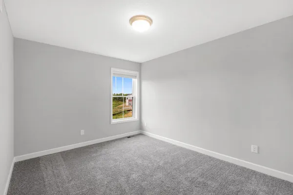 $2,995 | 9363 4th Street North, Lake Elmo, MN 55042