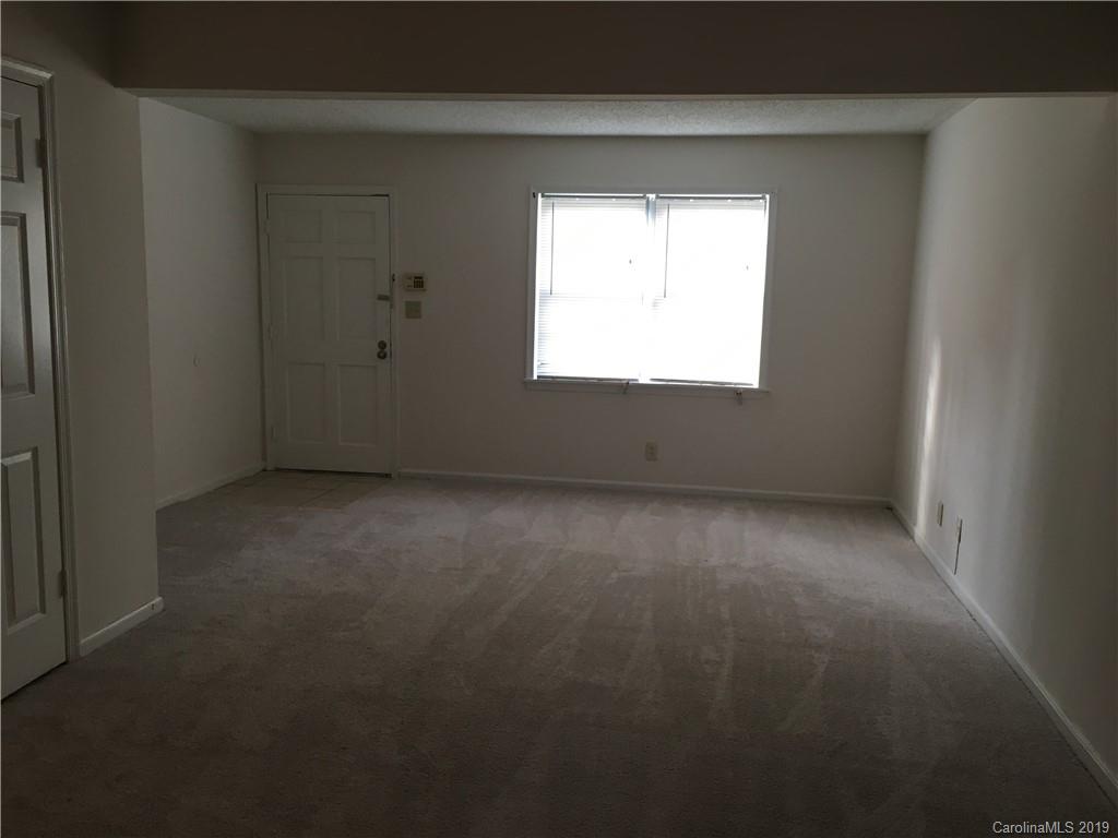 5807 Hunting Ridge Lane, Unit A Charlotte, NC 28212 - Photo 2 of 10