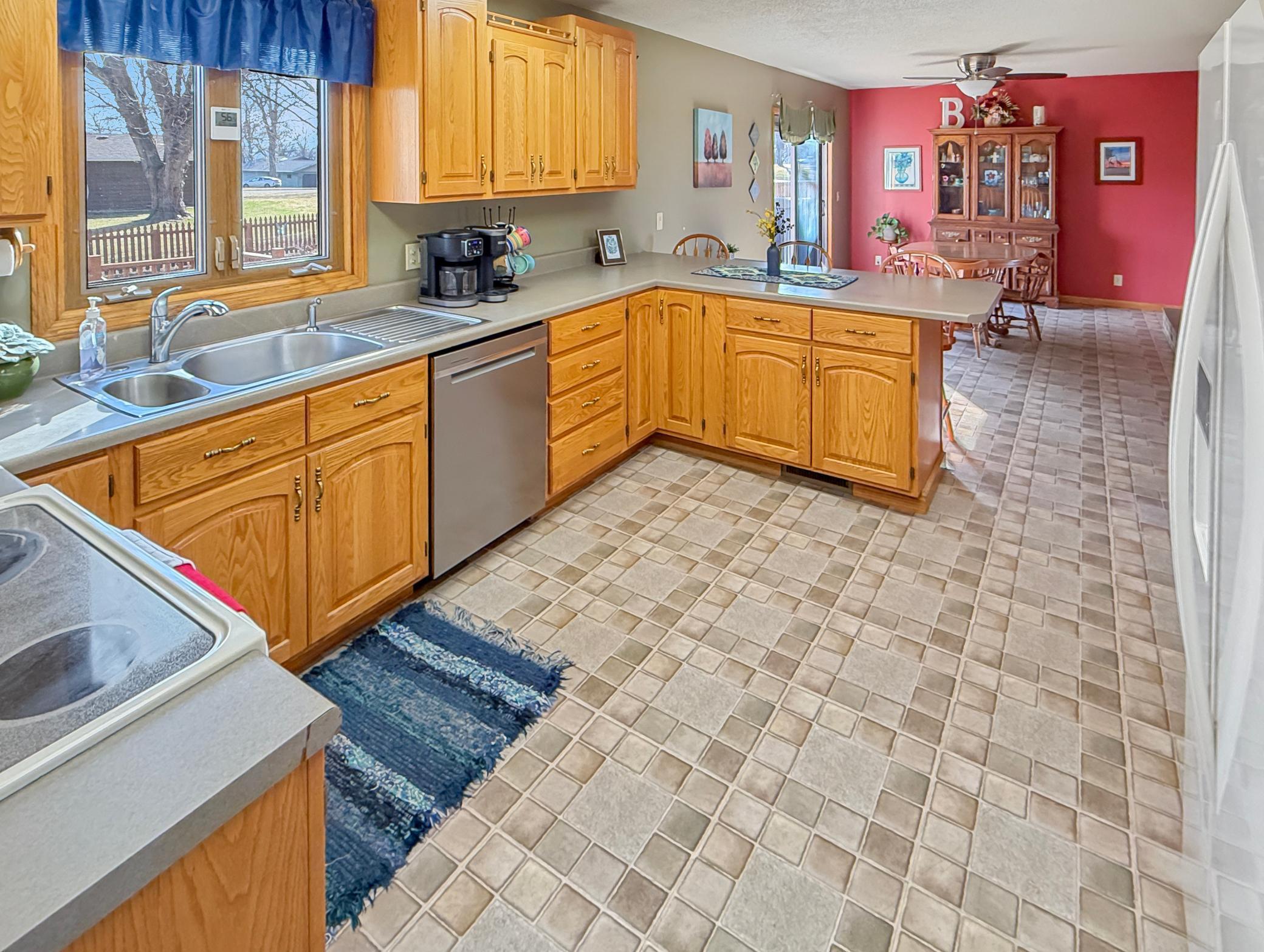 3613 Cedar Park Road Fairmont, MN 56031 - Photo 11 of 37