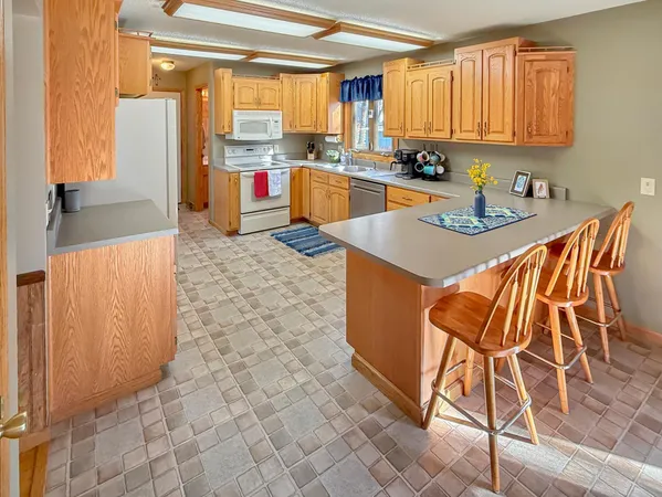 $297,900 | 3613 Cedar Park Road, Fairmont, MN 56031