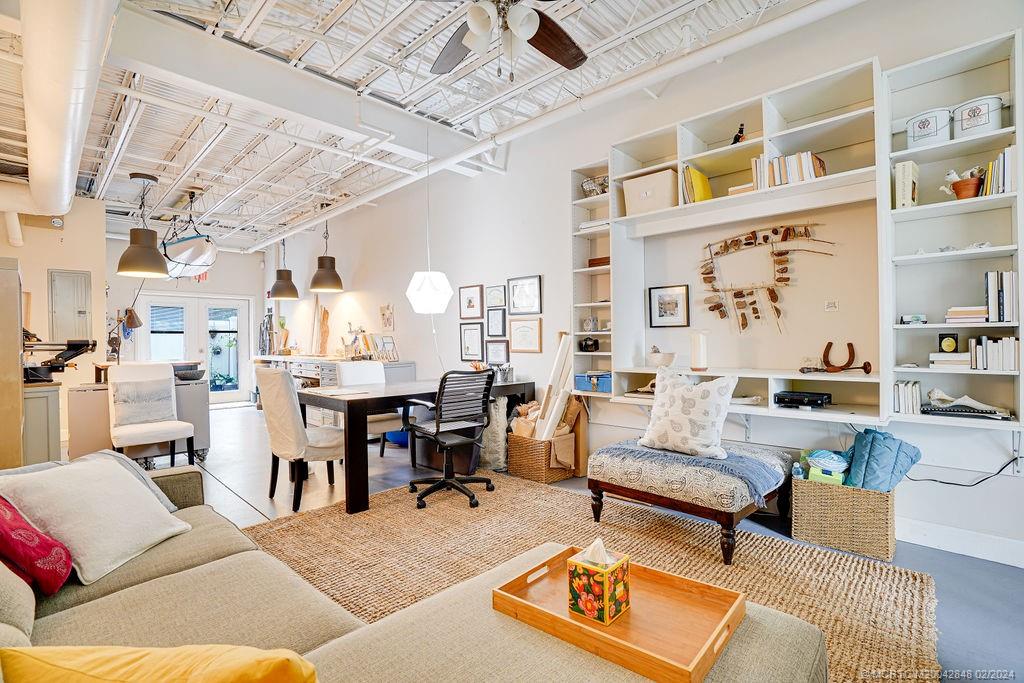 435 Northeast Baker Road Stuart, FL 34994 - Photo 12 of 35 Gallery Image 12