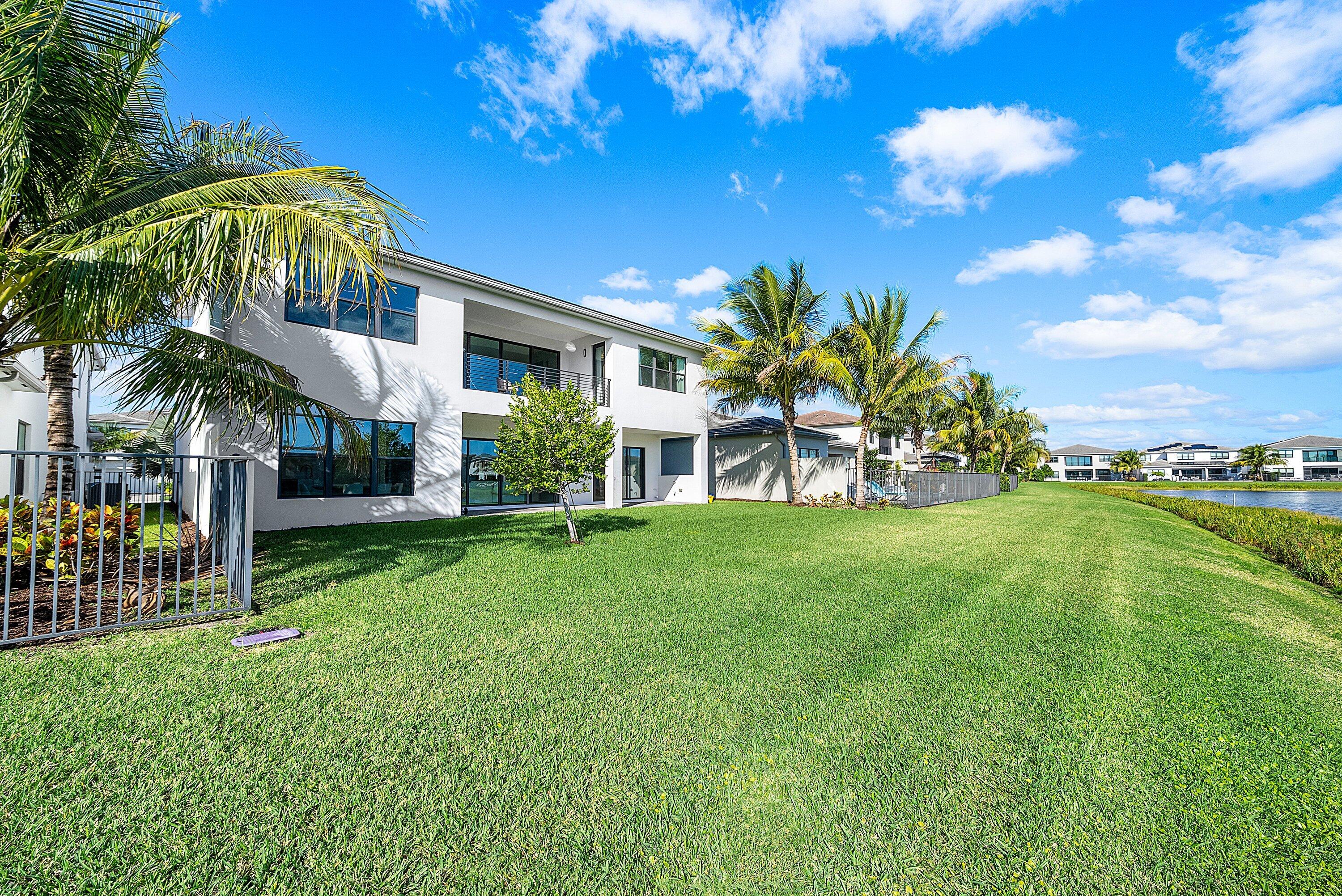 17100 Rainbow Fls Trail Boca Raton, FL 33496 - Photo 34 of 47 050-17100RainbowFallsTrail-BocaRaton-FL-