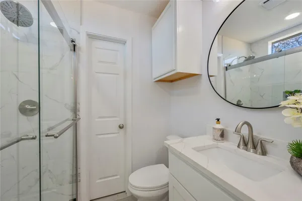 $2,800 | 1428 Magnolia Drive, College Station, TX 77840