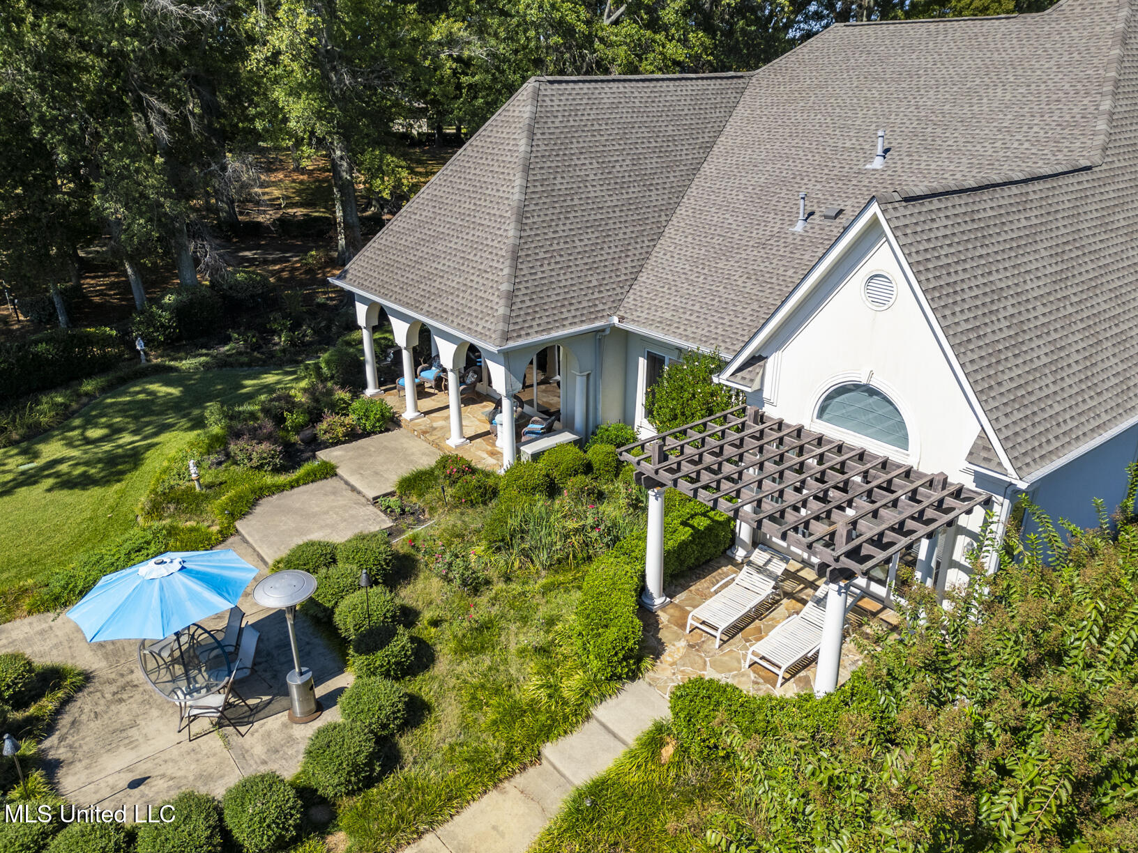 106 Colony Crown Brandon, MS 39047 - Photo 51 of 63 106 Colony Crown drone-19