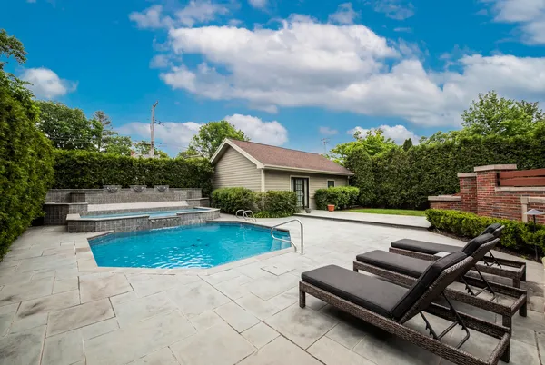 $2,150,000 | 711 Jackson Avenue, River Forest, IL 60305