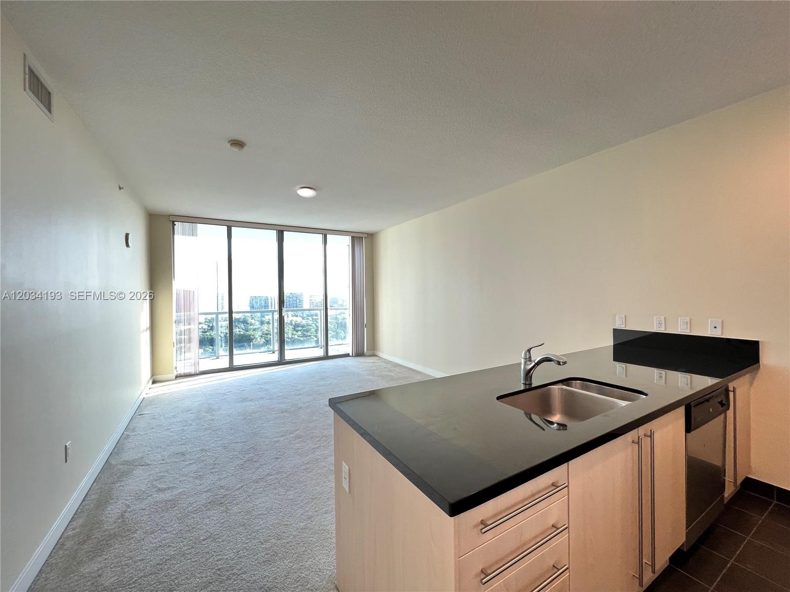 79 Southwest 12th Street, Unit 2502S Miami, FL 33130 - Photo 2 of 21