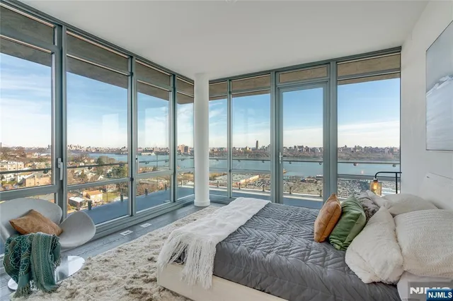 $1,480,000 | 320 Adolphus Avenue, Unit 916, Cliffside Park, NJ 07010