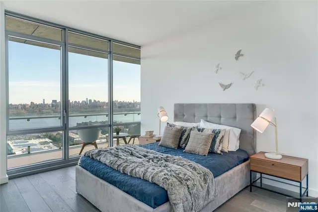 $1,480,000 | 320 Adolphus Avenue, Unit 916, Cliffside Park, NJ 07010