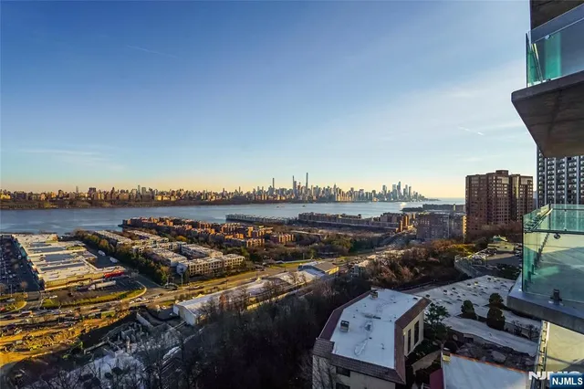 $1,480,000 | 320 Adolphus Avenue, Unit 916, Cliffside Park, NJ 07010