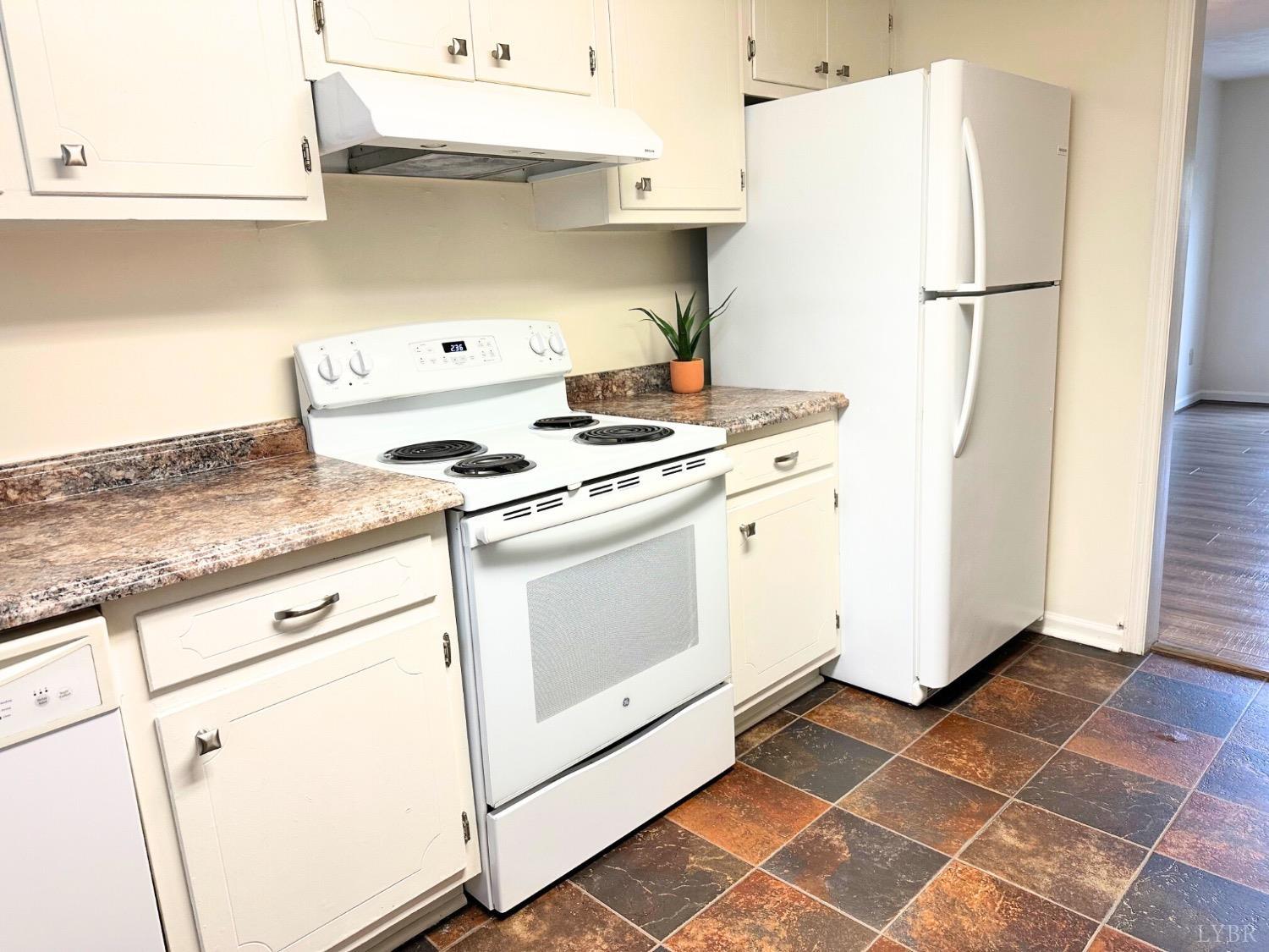 3101 Link Road, Unit 40 Lynchburg, VA 24503 - Photo 6 of 38