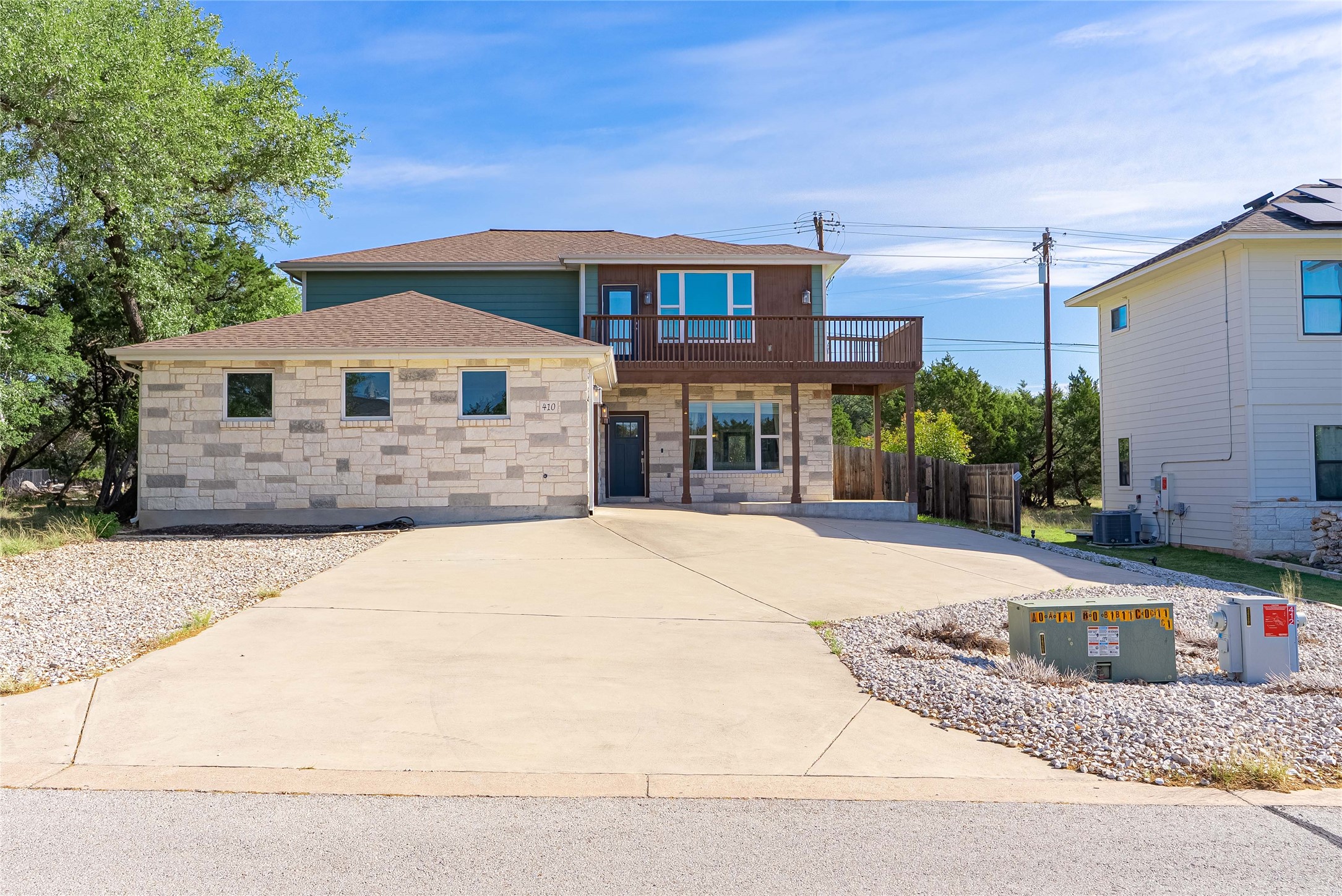 Hilltop home with beautiful curb appeal and private setting