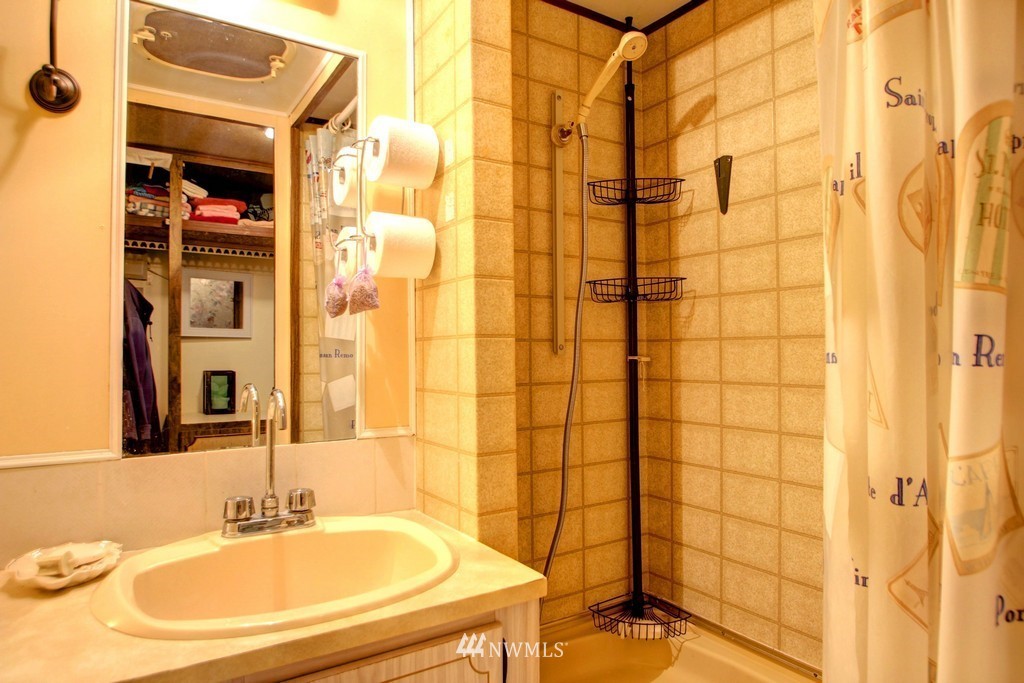 5-6 Riverside Drive Deming, WA 98244 - Photo 8 of 25 Gallery Image 8