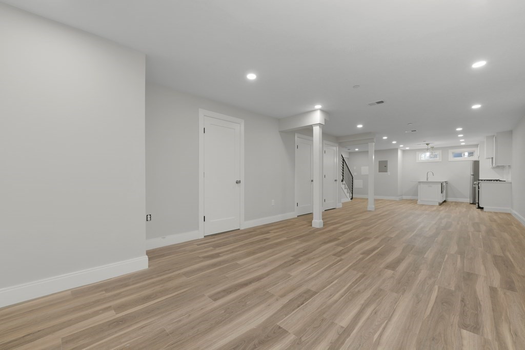 160 Webster Street, Unit 1 Boston, MA 02128 - Photo 20 of 25