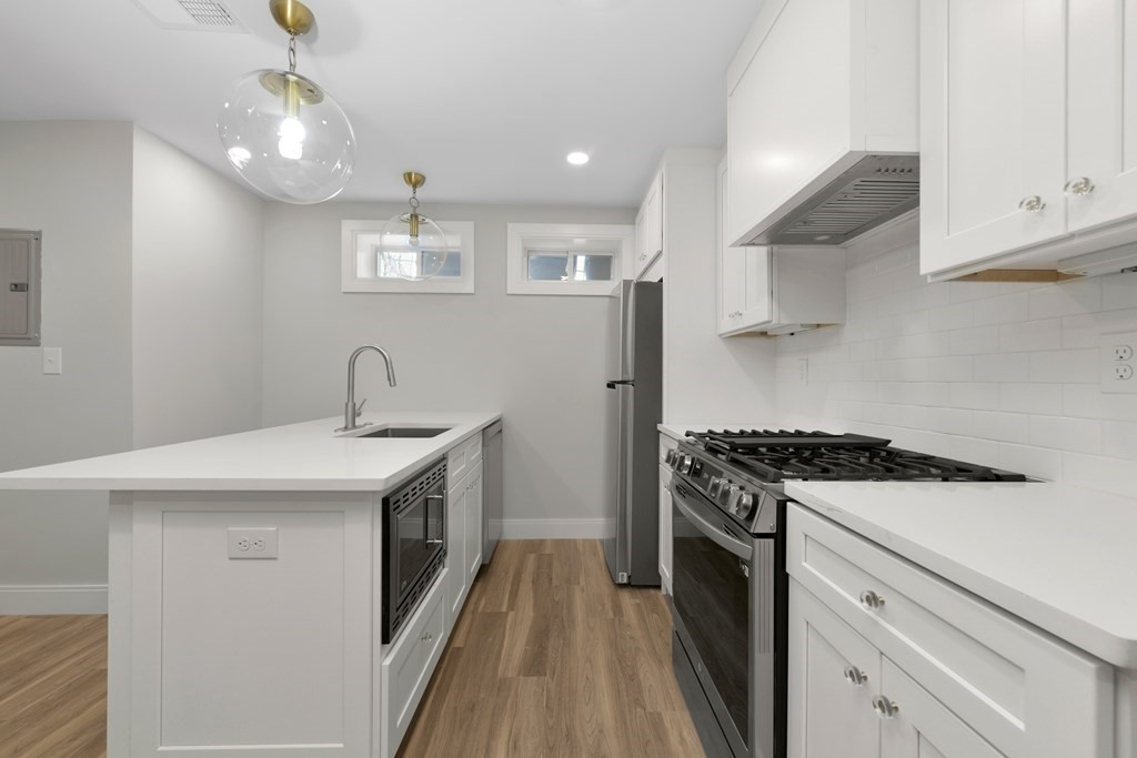 160 Webster Street, Unit 1 Boston, MA 02128 - Photo 2 of 25