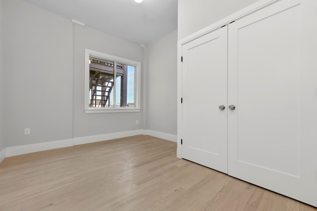 160 Webster Street, Unit 1 Boston, MA 02128 - Photo 4 of 25