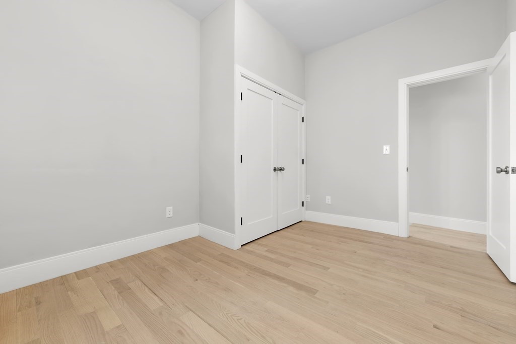 160 Webster Street, Unit 1 Boston, MA 02128 - Photo 5 of 25