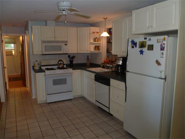 2 Dallas Street Worcester, MA 01604 - Photo 9 of 20 Gallery Image 9